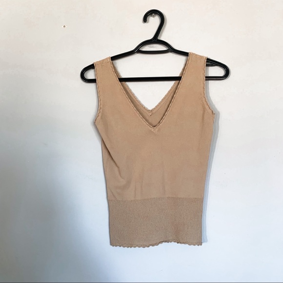 Premiere Collection • Vintage Tank Top & Cardigan Set - Picture 5 of 7